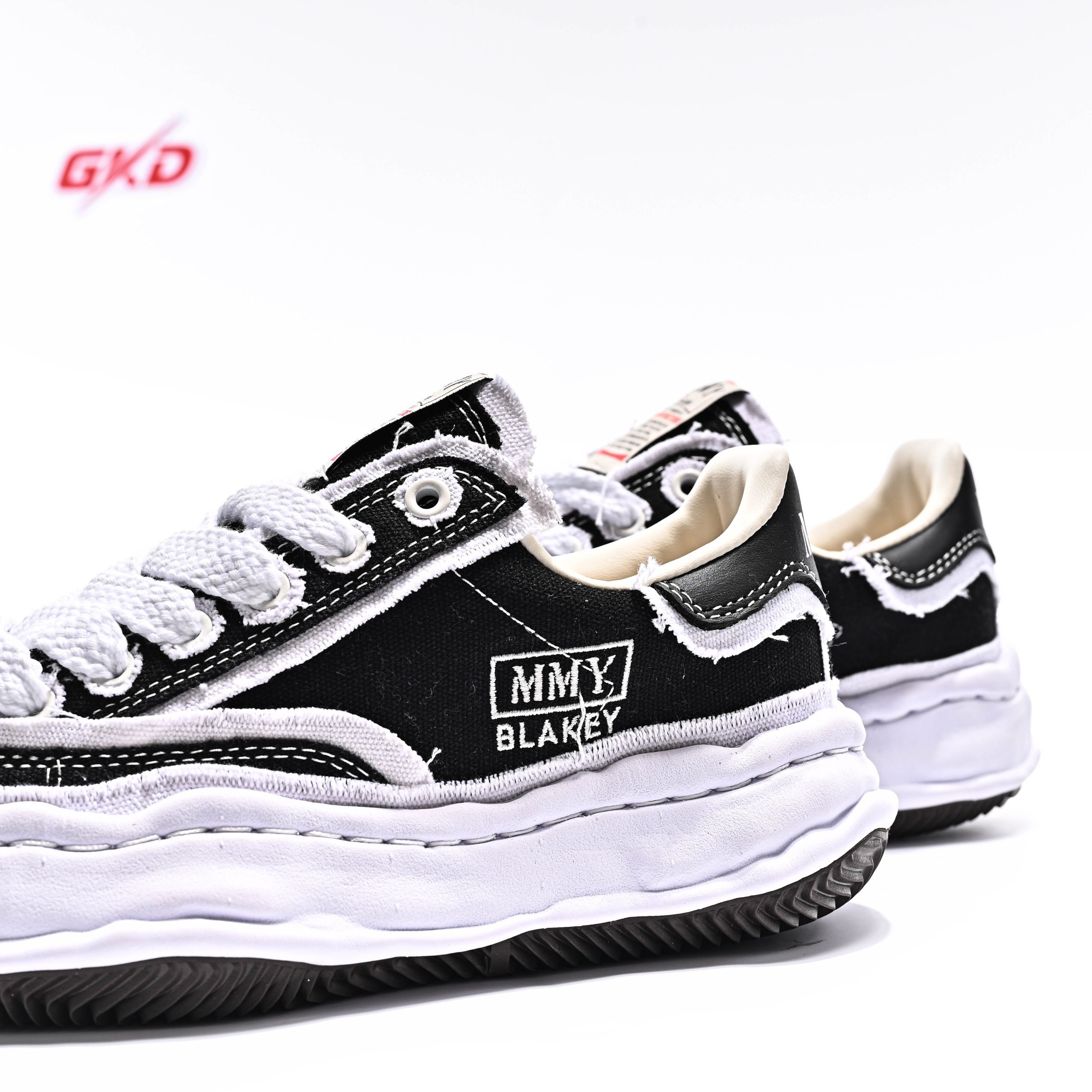 MIHARA YASUHIRO - Image 6