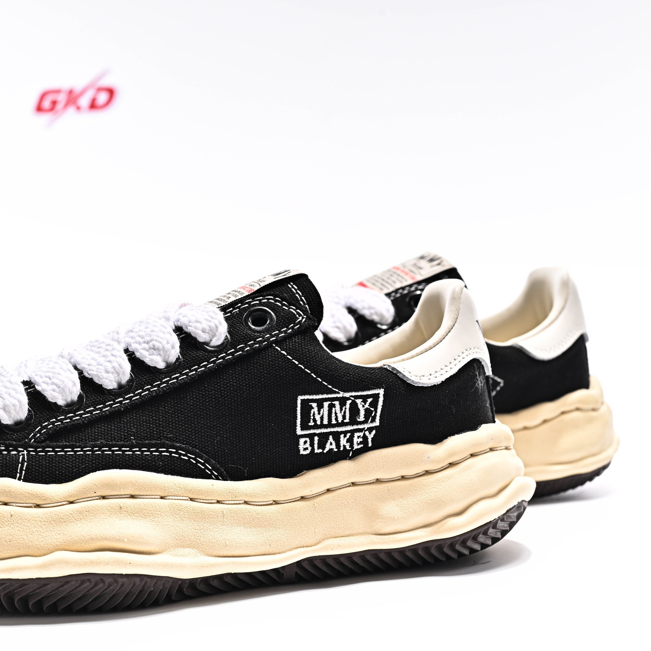 MIHARA YASUHIRO - Image 6